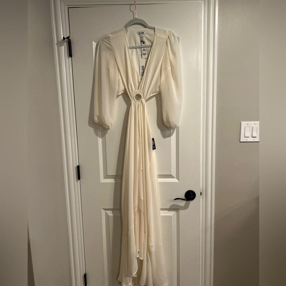 Express cut out flowy maxi dress